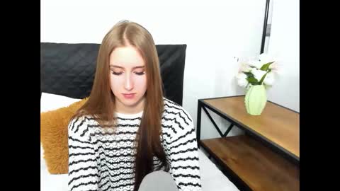 VanessaTrue online show from December 16, 10:05 pm