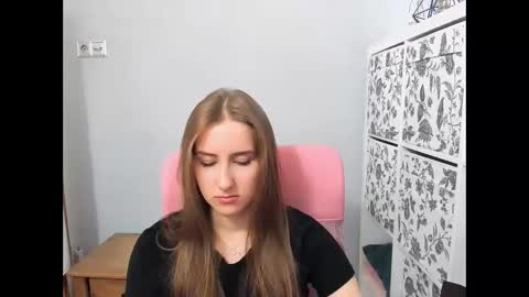 VanessaTrue online show from May 1, 10:20 am