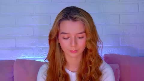 VanessaVienne online show from March 6, 3:55 pm