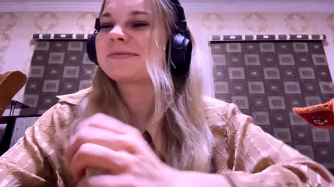 Saisa online show from November 15, 12:51 pm