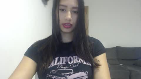 vaniasofia online show from November 15, 10:17 am