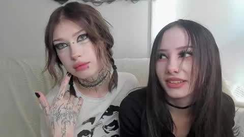 Luna  online show from March 11, 1:47 pm