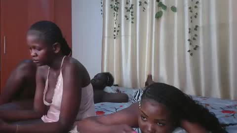 Vanilla online show from November 12, 1:19 am