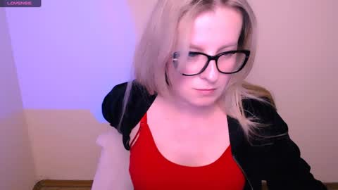 Mia online show from June 14, 2:24 am