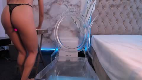 VanillaFlo online show from February 27, 7:56 am