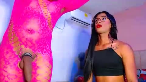 vannesa01 online show from April 28, 8:02 pm