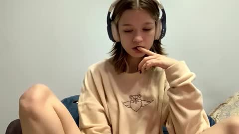 Viola online show from September 27, 12:25 pm