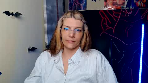 Vanessa online show from June 4, 7:03 am