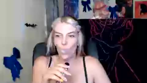 Vanessa online show from July 24, 4:59 pm