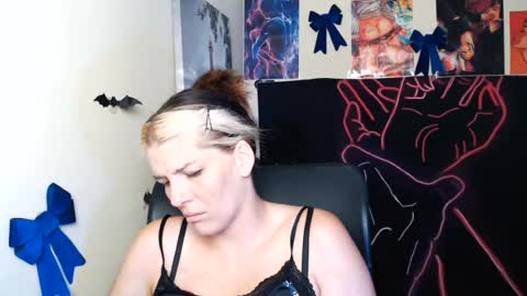 Vanessa online show from August 3, 6:37 am