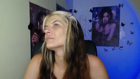 Vanessa online show from July 28, 7:39 am