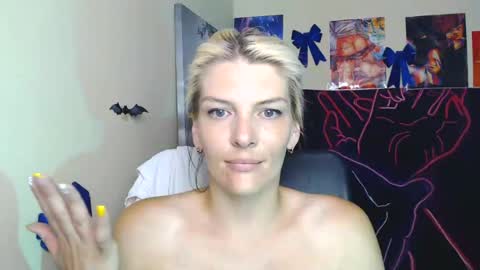 Vanessa online show from July 22, 10:50 am