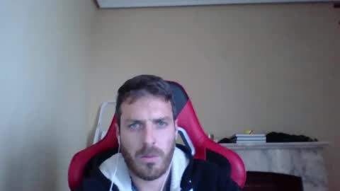 vascorro20 online show from December 4, 3:15 pm