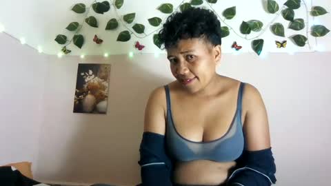 Vayannah online show from June 13, 6:51 pm