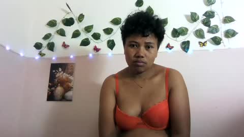 Vayannah online show from July 3, 8:52 am