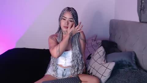 Vayolett Bass online show from February 22, 5:44 am