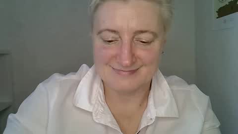 vea_motty online show from February 20, 1:46 pm