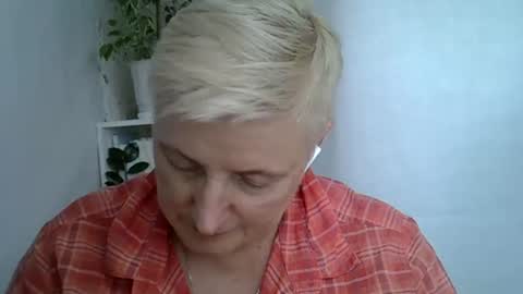 vea_motty online show from July 28, 2:13 pm