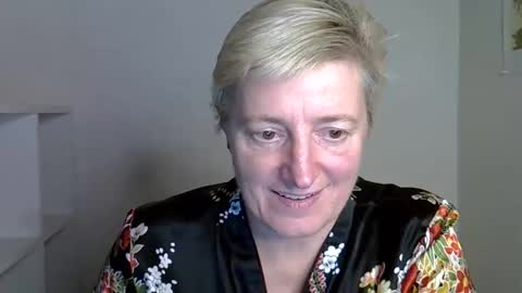 vea_motty online show from November 12, 2:08 pm