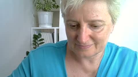 vea_motty online show from June 25, 10:20 am