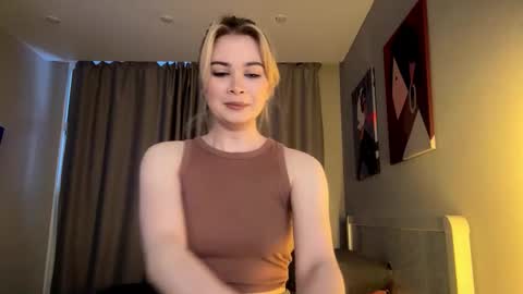 Monika online show from March 6, 1:10 pm