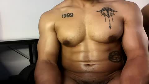 Vegas Love online show from July 16, 12:03 am