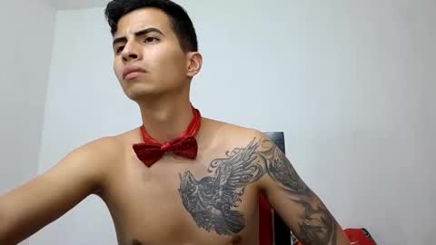 velk_hot1 online show from March 11, 2:10 am