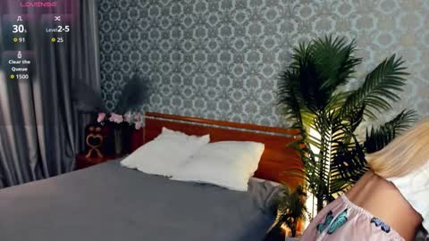 Eva online show from November 22, 12:47 pm