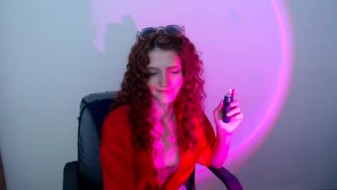 vellahott online show from June 14, 12:29 pm