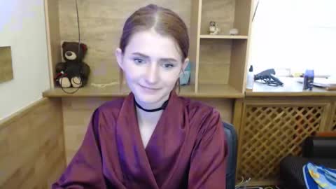vellahott online show from May 31, 9:52 am