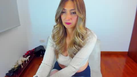 Sara online show from July 1, 11:35 pm