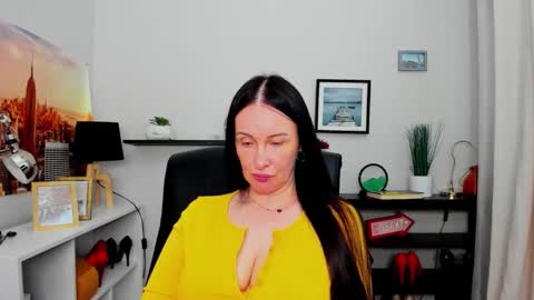 Snapshot of velvet_jasmine chatting on September 27, 7:39 am Jasmine online show from September 27, 7:39 am