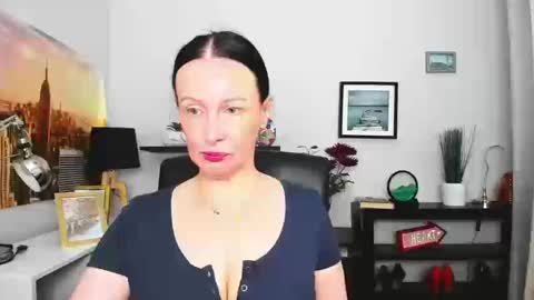 Snapshot of velvet_jasmine chatting on September 23, 6:07 am Jasmine online show from September 23, 6:07 am