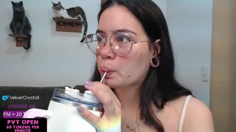 Snapshot of velvetcrystal chatting on September 20, 5:43 am Crystal PVT OPEN online show from September 20, 5:43 am