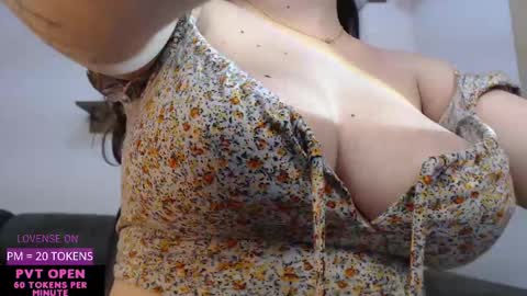 Snapshot of velvetcrystal chatting on September 16, 3:08 am Crystal PVT OPEN online show from September 16, 3:08 am