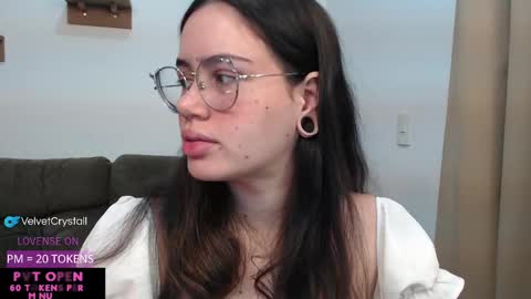 Snapshot of velvetcrystal chatting on September 24, 2:51 am Crystal PVT OPEN online show from September 24, 2:51 am