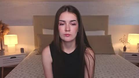 Elina online show from August 5, 8:28 pm