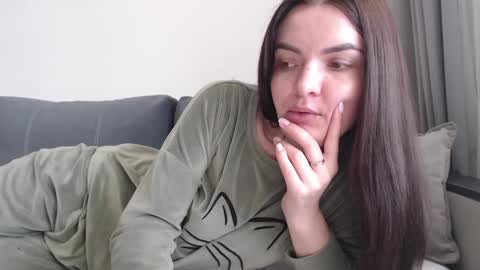 velvetmoon123 online show from March 11, 10:07 am