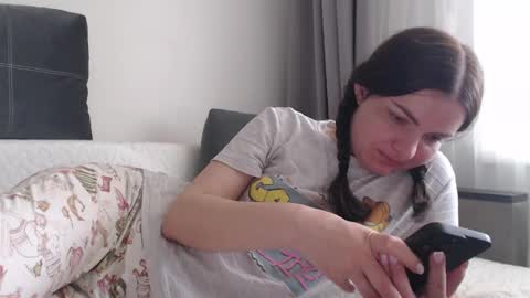 velvetmoon123 online show from March 15, 10:29 am