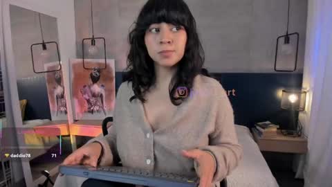 velvettease_ online show from April 24, 2:19 pm