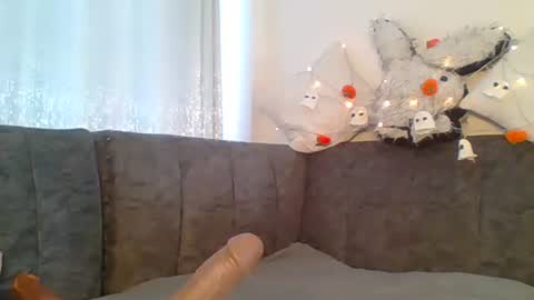 COCO XOXO online show from October 26, 5:19 am