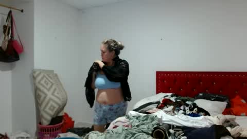 venecasexy44 online show from June 17, 3:06 pm