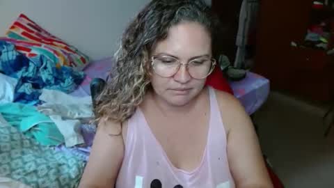 venecasexy44 online show from March 26, 10:15 pm