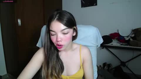 Venelope 3 online show from February 17, 1:47 am