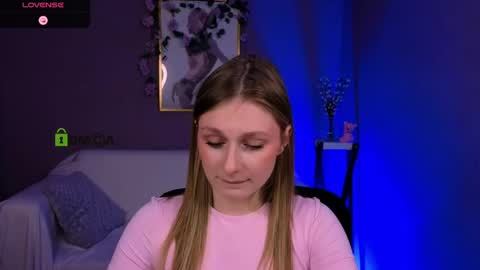 venezia_barton online show from March 19, 8:36 pm