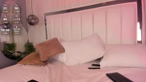 venez sofia  online show from August 3, 5:41 pm