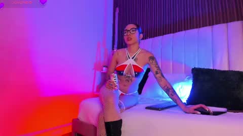 venez sofia  online show from July 4, 11:19 pm