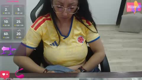 venus496613 online show from June 18, 12:05 am