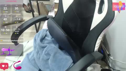 venus496613 online show from April 29, 2:38 am