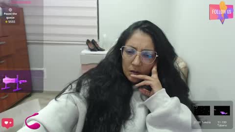 venus496613 online show from May 3, 2:06 am